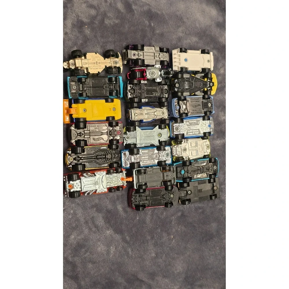 Hot Wheels lot 20